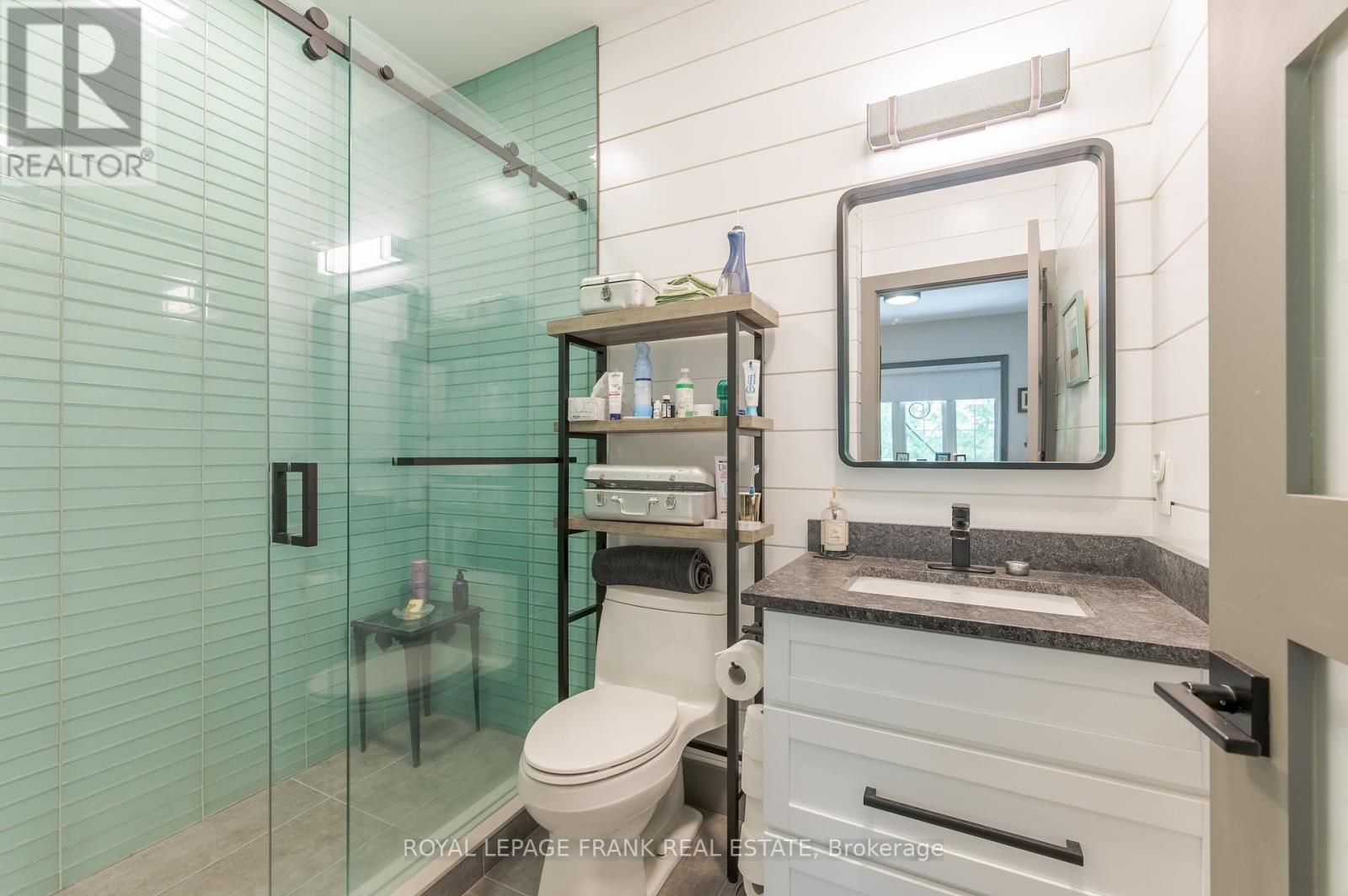 












17 WINGETT WAY

,
Selwyn,




Ontario
K0L2H0

