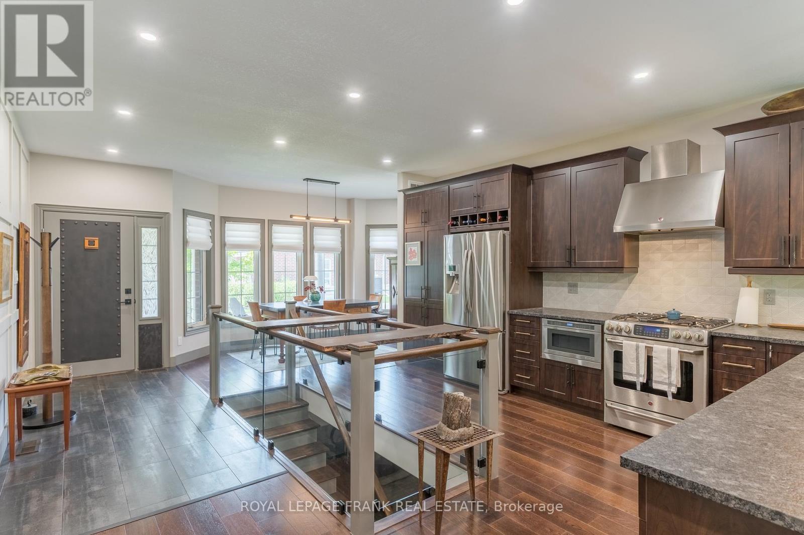 












17 WINGETT WAY

,
Selwyn,




Ontario
K0L2H0

