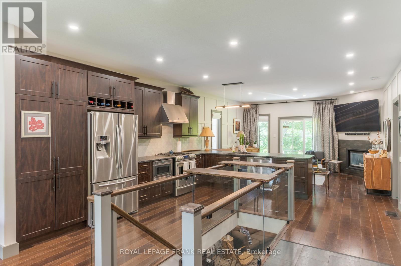 












17 WINGETT WAY

,
Selwyn,




Ontario
K0L2H0

