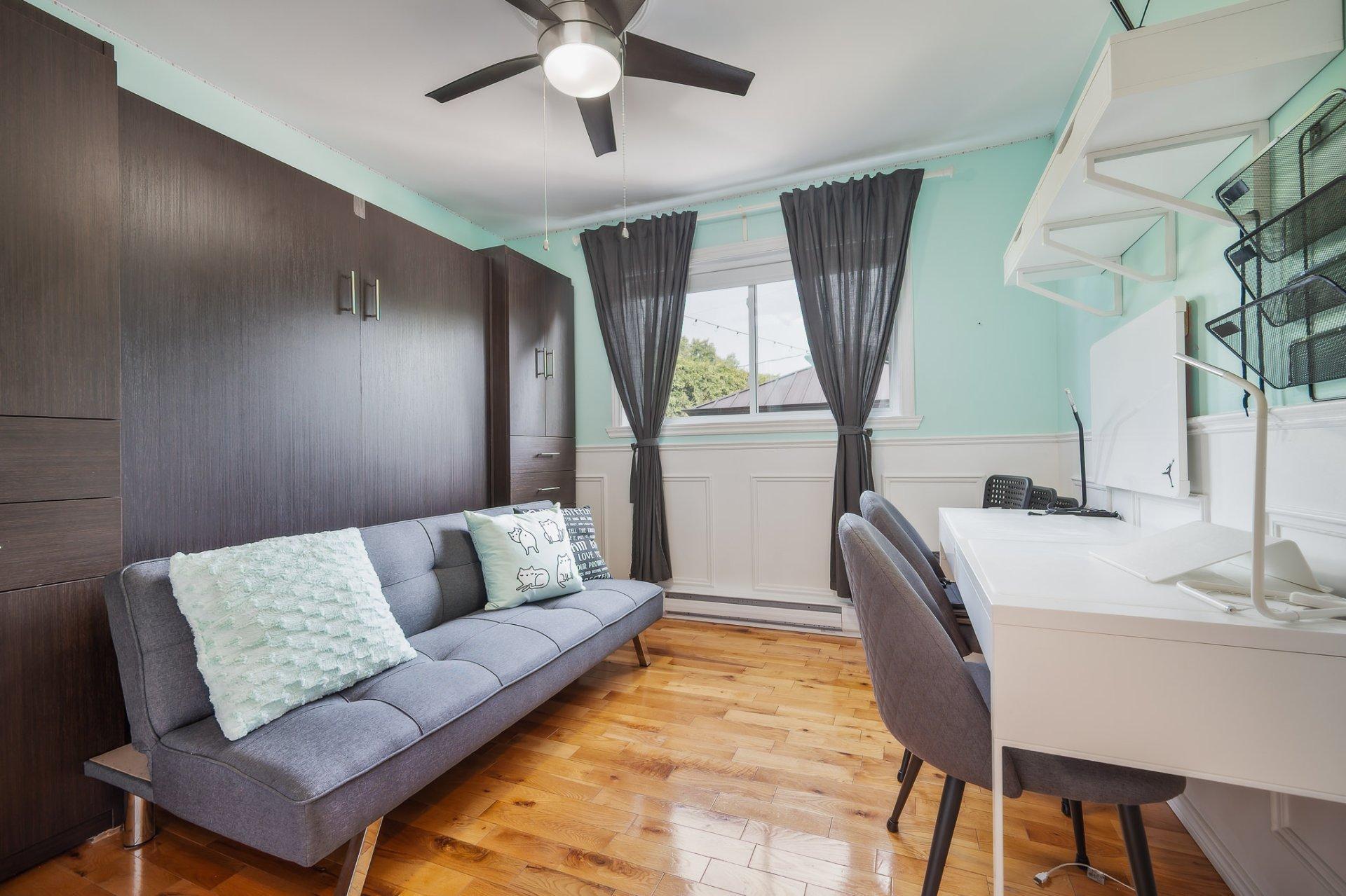 









1560


Rue des Marguerites

,
Saint-Lazare,




QC
J7T2R6

