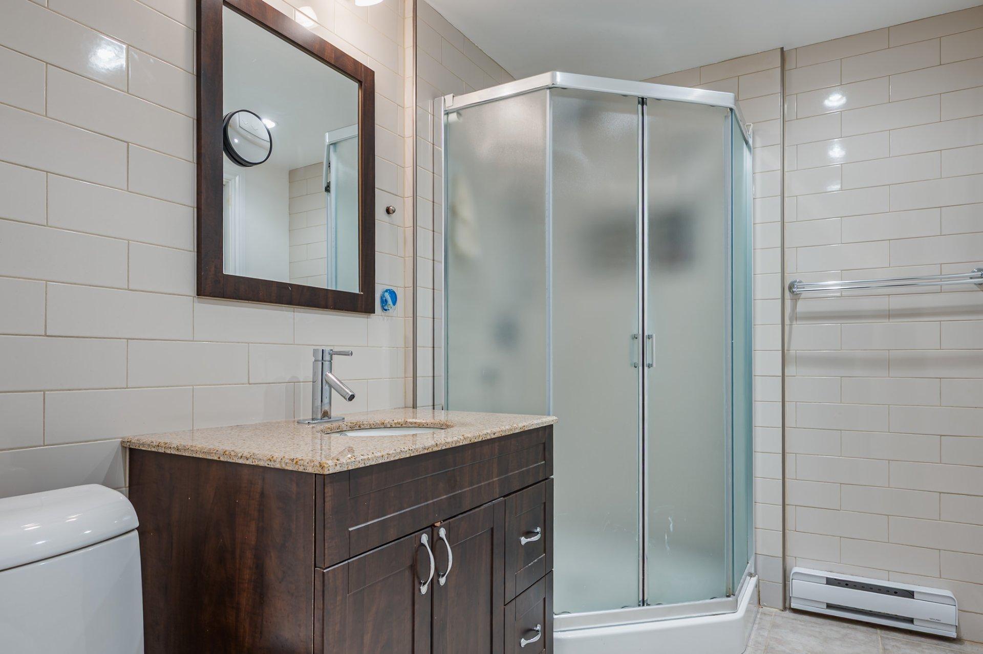 









1560


Rue des Marguerites

,
Saint-Lazare,




QC
J7T2R6

