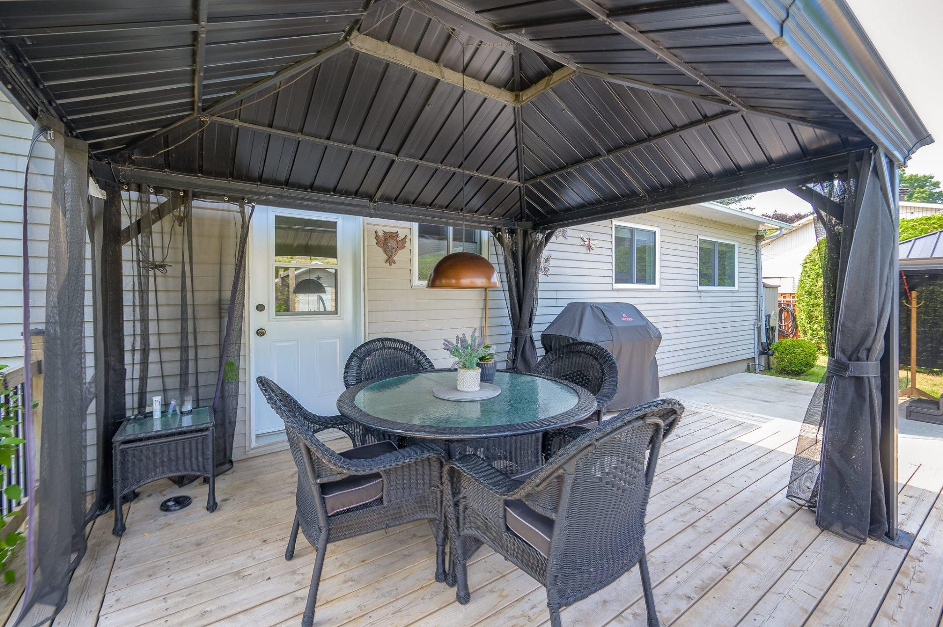 









1560


Rue des Marguerites

,
Saint-Lazare,




QC
J7T2R6

