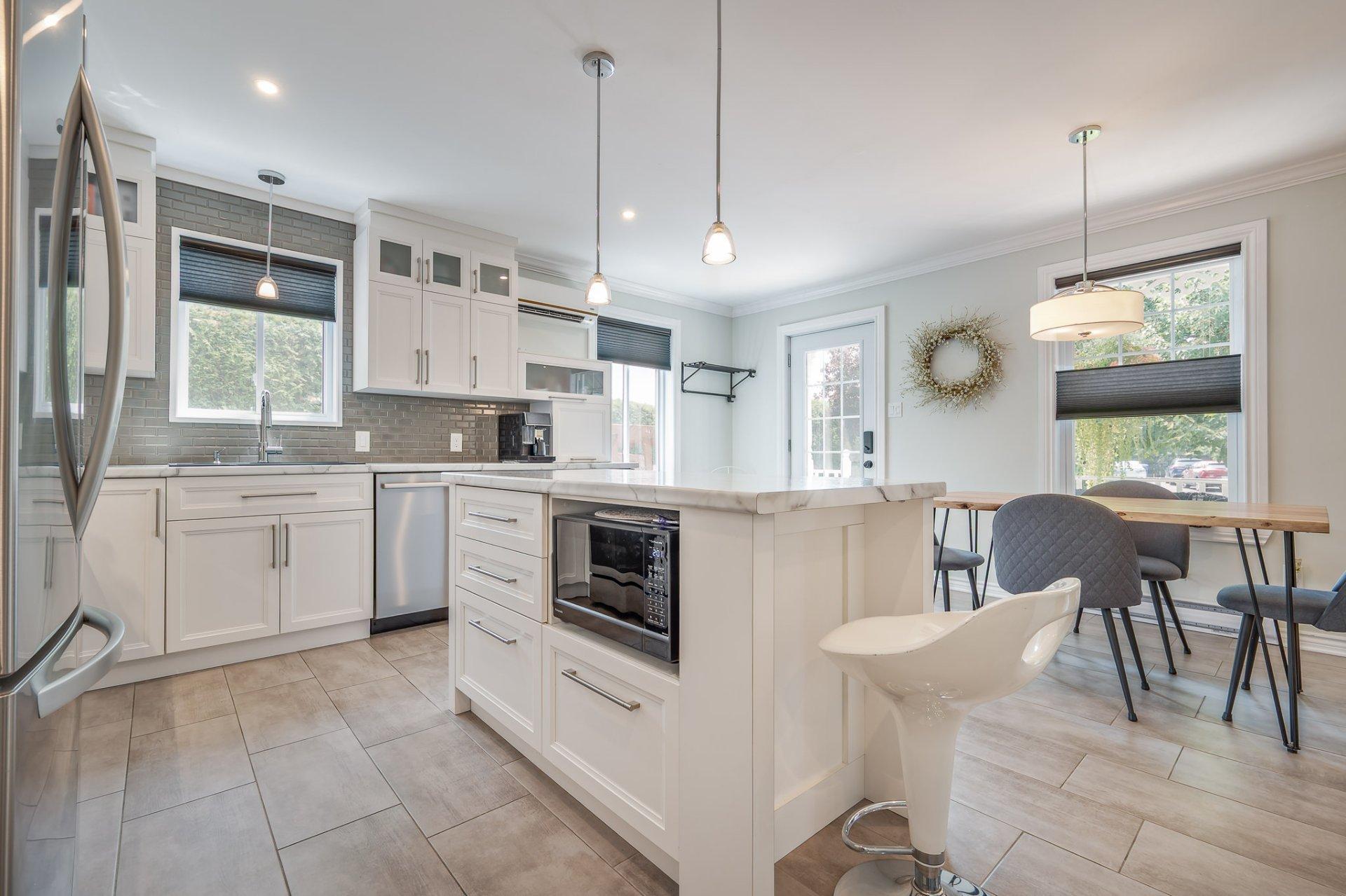 









1560


Rue des Marguerites

,
Saint-Lazare,




QC
J7T2R6

