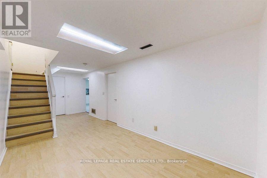 












BSMT - 36 BRADSTONE SQUARE

,
Toronto,




Ontario
M1B1W2

