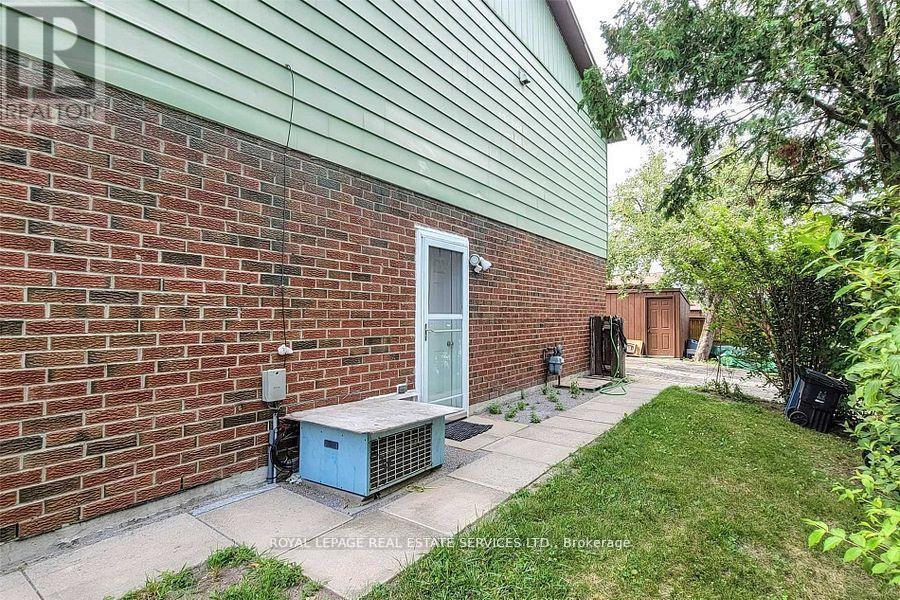 












BSMT - 36 BRADSTONE SQUARE

,
Toronto,




Ontario
M1B1W2

