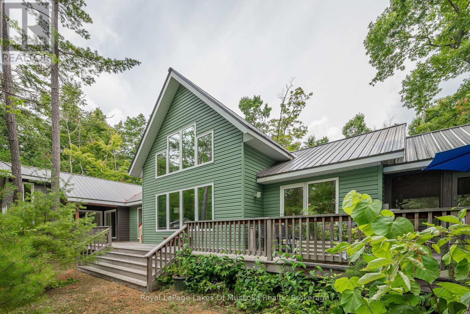 












30 FOREST ROAD

,
Kawartha Lakes (Fenelon),




Ontario
K0M1M0

