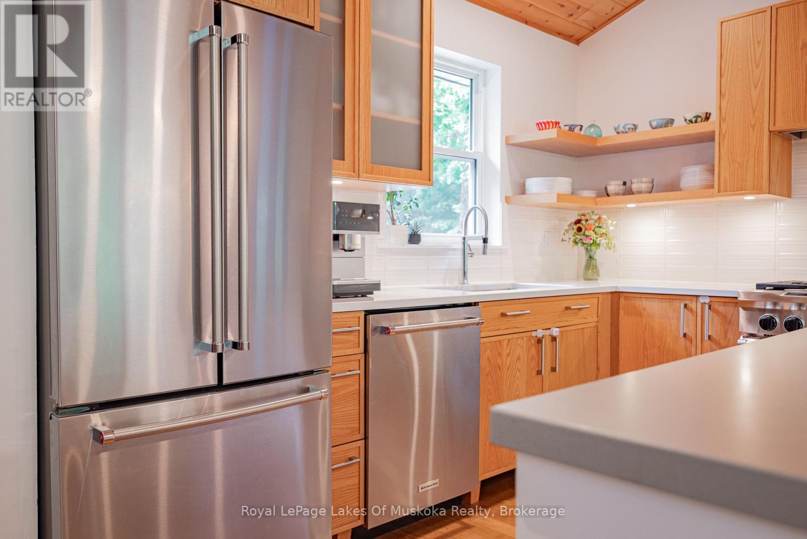 












30 FOREST ROAD

,
Kawartha Lakes (Fenelon),




Ontario
K0M1M0

