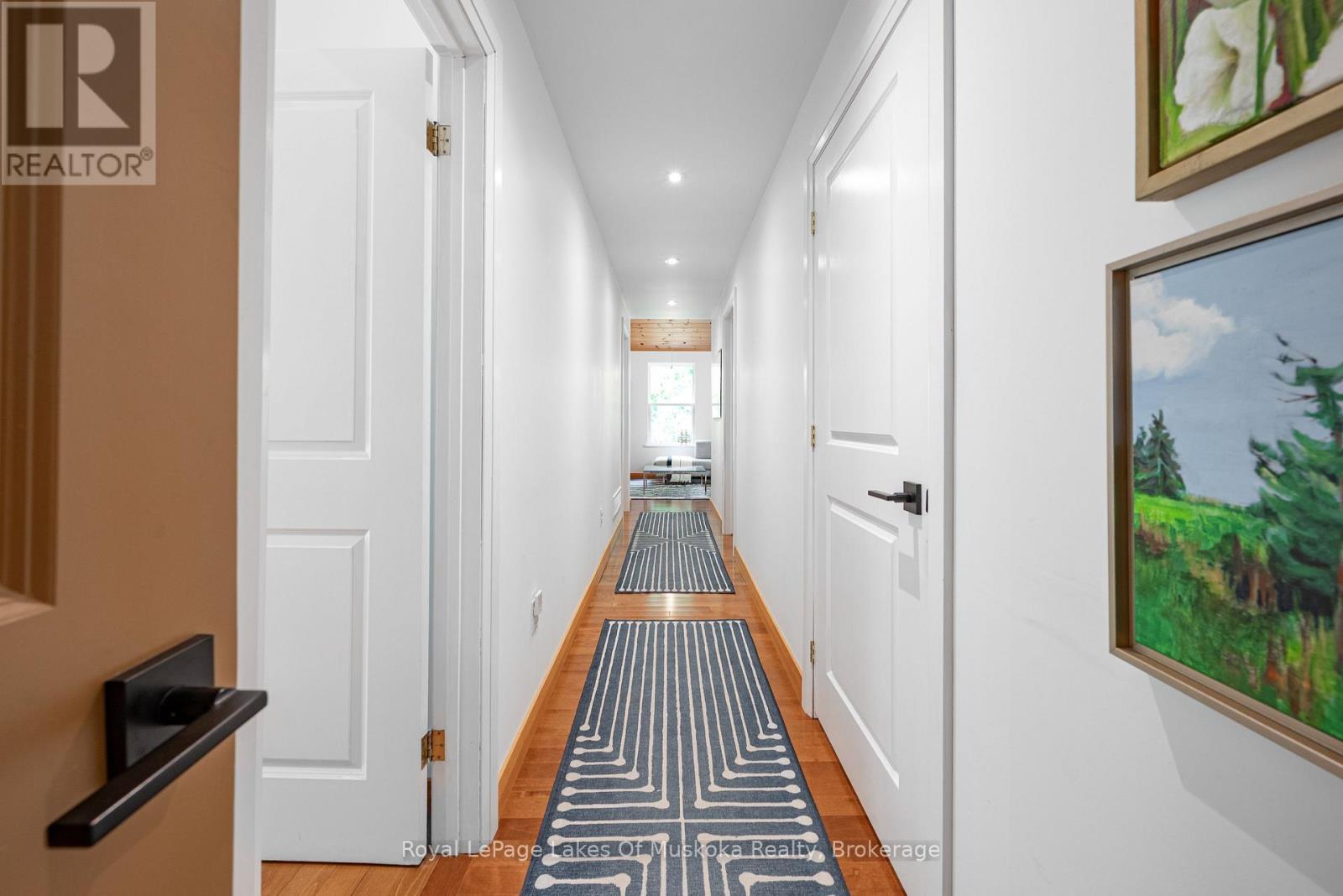 












30 FOREST ROAD

,
Kawartha Lakes (Fenelon),




Ontario
K0M1M0

