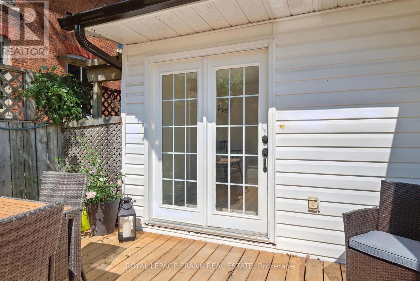 












41 SUSSEX STREET N

,
Kawartha Lakes (Lindsay),




Ontario
K9V4H6


