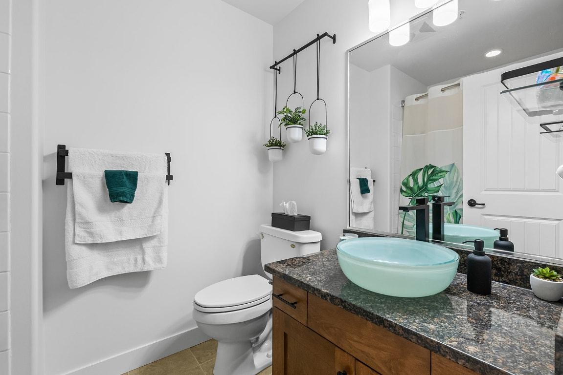 









2470


Tuscany

Drive, 304,
West Kelowna,




BC
V4T 3G8

