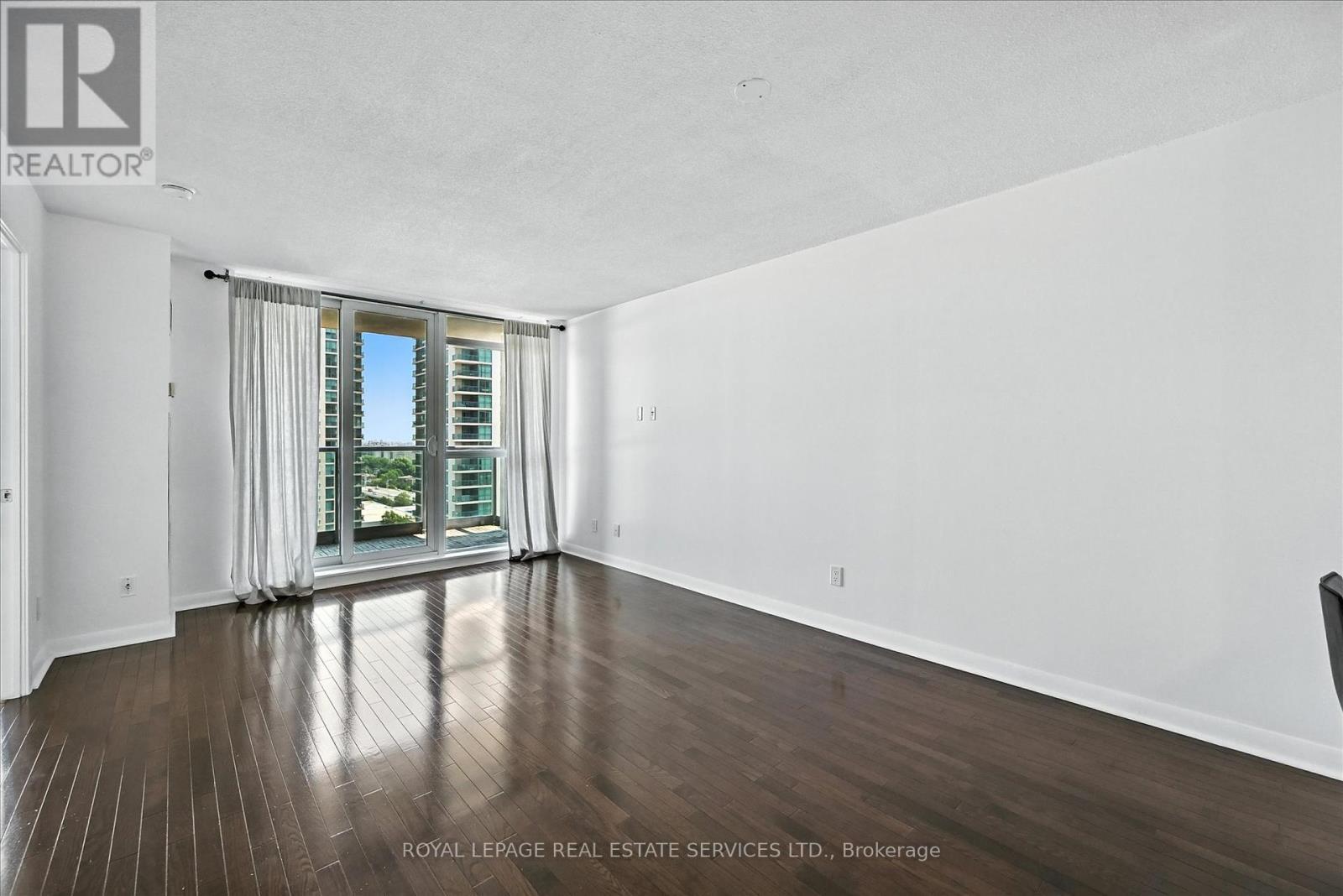 












1511 - 235 SHERWAY GARDENS ROAD

,
Toronto,




Ontario
M9C0A2

