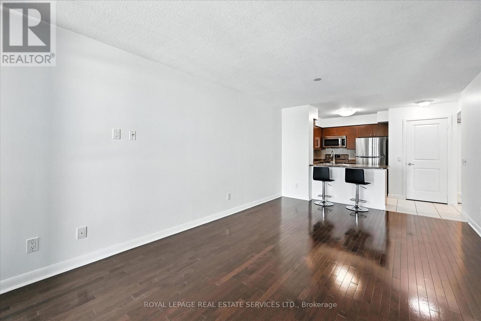 












1511 - 235 SHERWAY GARDENS ROAD

,
Toronto,




Ontario
M9C0A2

