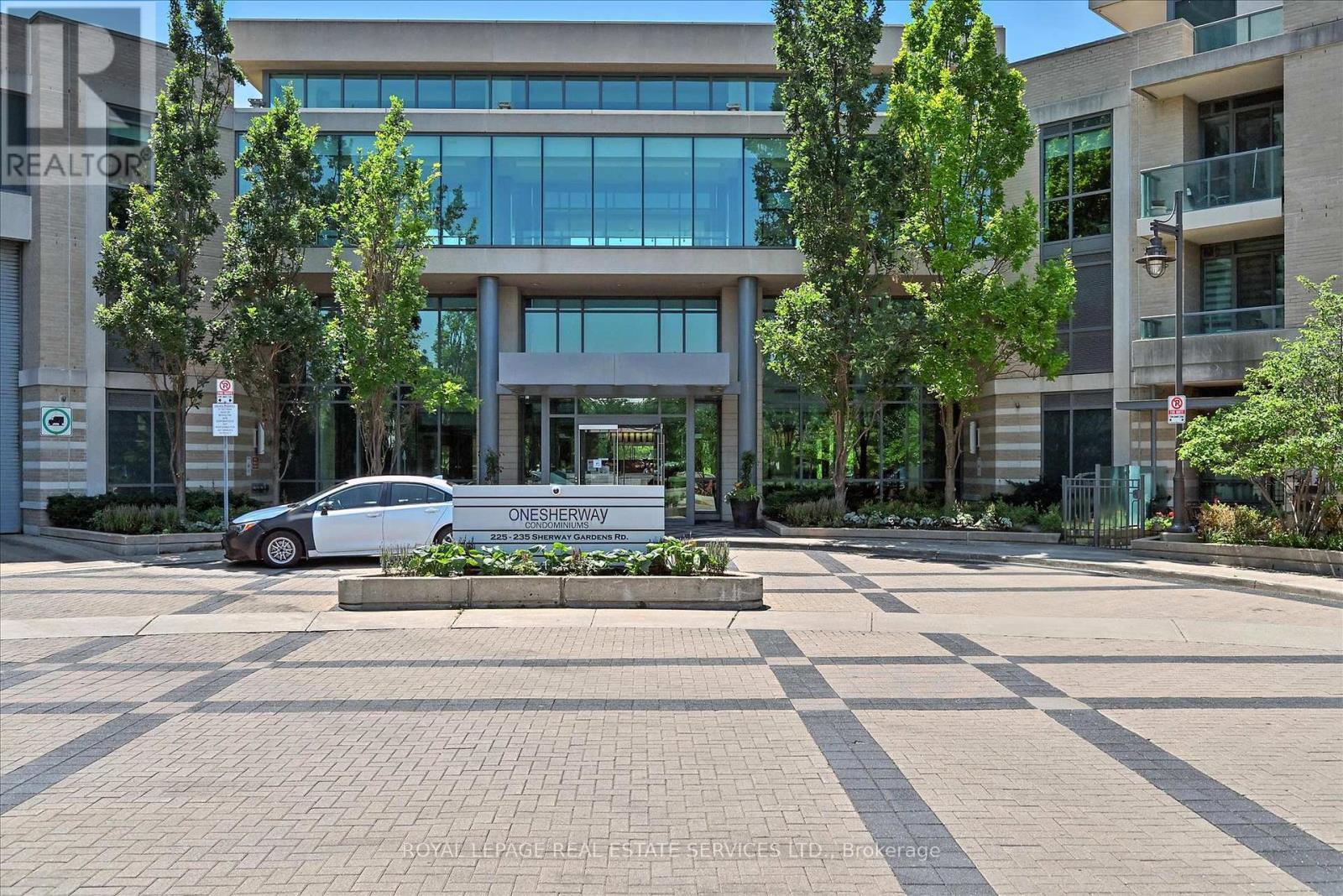 












1511 - 235 SHERWAY GARDENS ROAD

,
Toronto,




Ontario
M9C0A2

