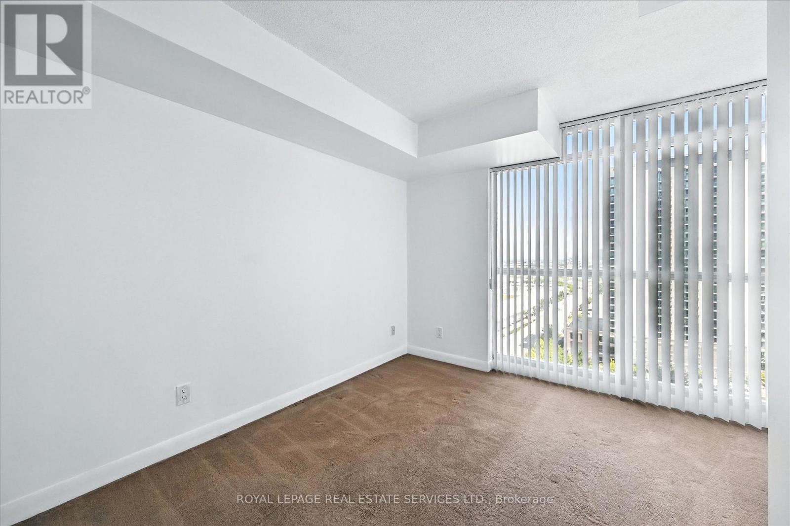 












1511 - 235 SHERWAY GARDENS ROAD

,
Toronto,




Ontario
M9C0A2

