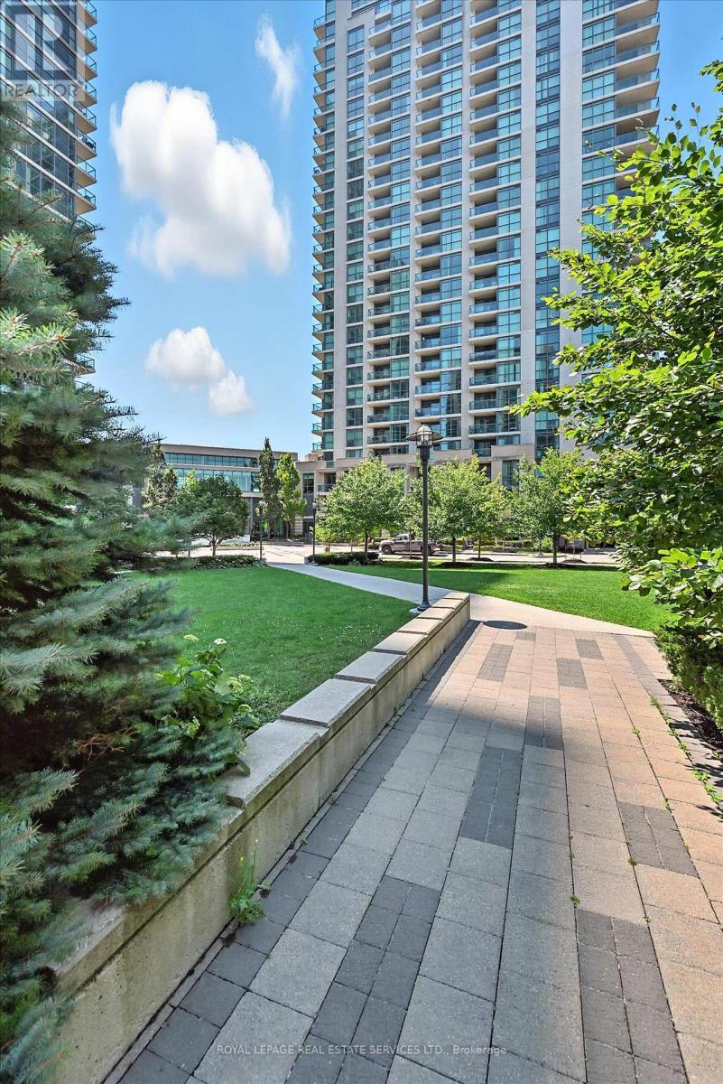 












1511 - 235 SHERWAY GARDENS ROAD

,
Toronto,




Ontario
M9C0A2

