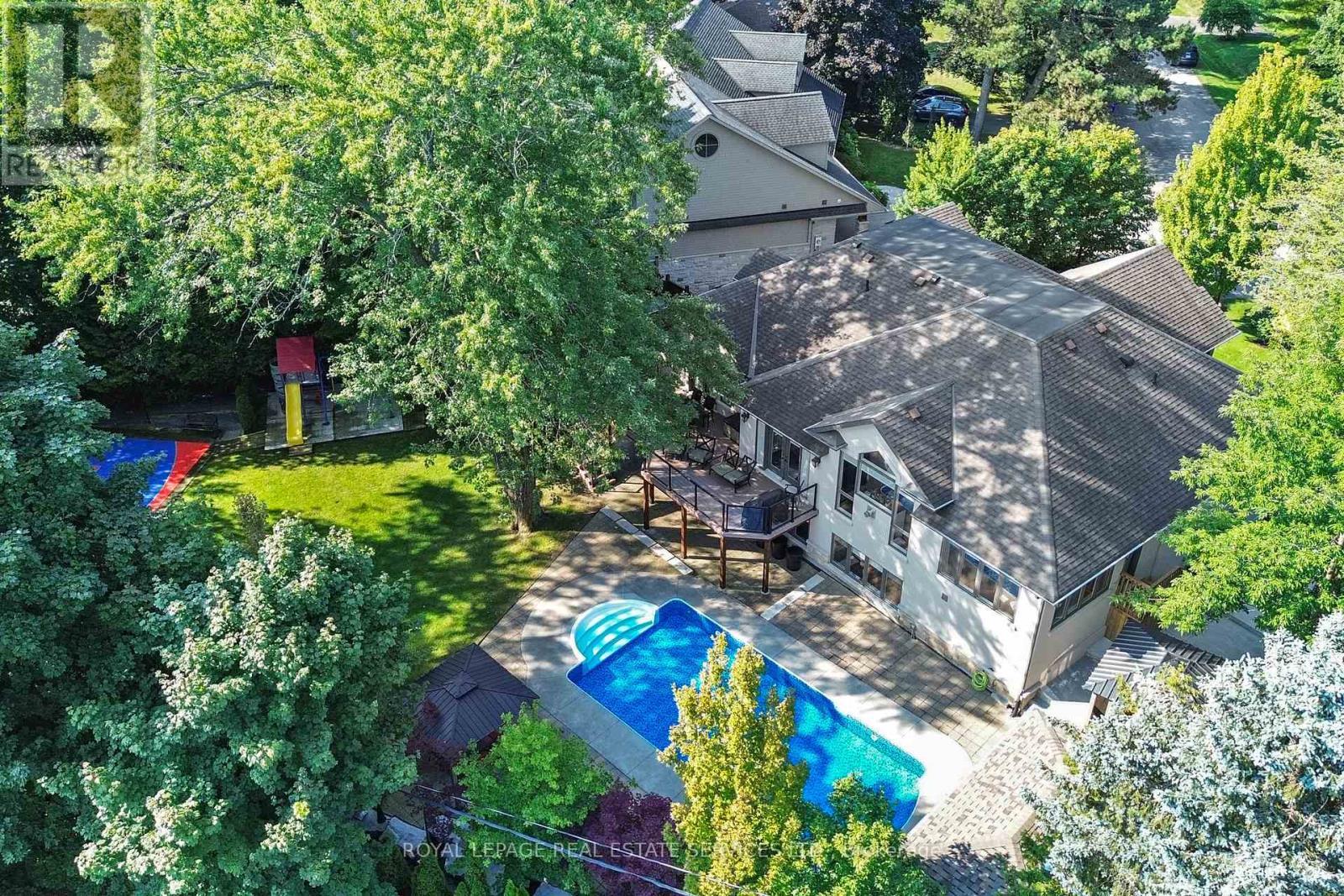 












159 VIEWBANK CRESCENT

,
Oakville,




Ontario
L6L1R3

