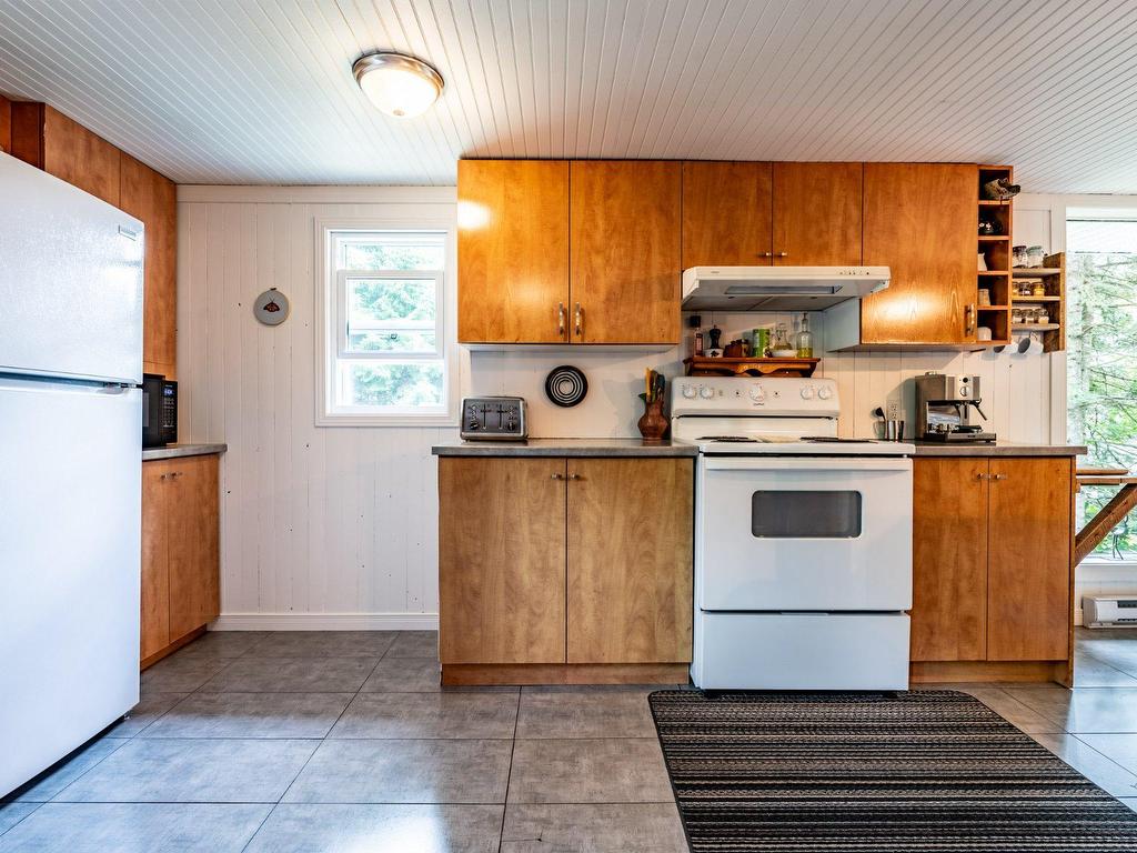 









111


Rue Marc

,
Saint-Élie-de-Caxton,




QC
G0X2N0

