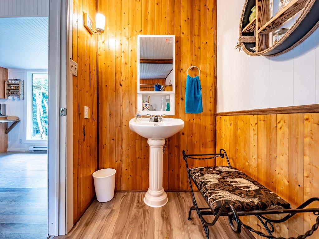 









111


Rue Marc

,
Saint-Élie-de-Caxton,




QC
G0X2N0

