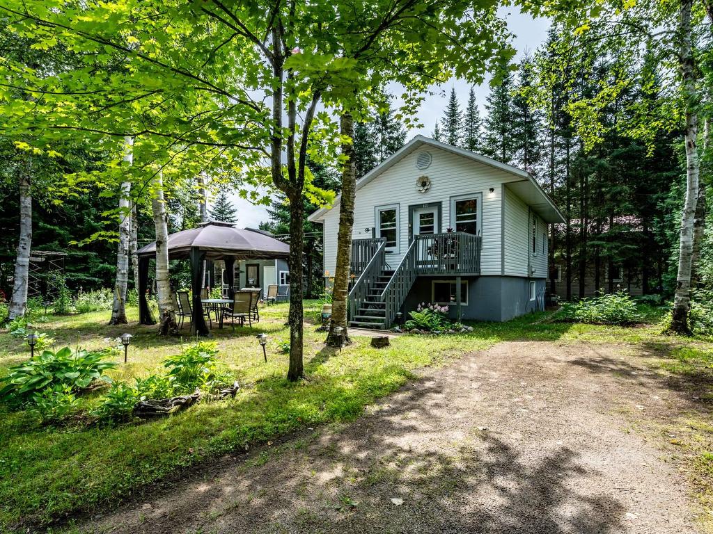 









111


Rue Marc

,
Saint-Élie-de-Caxton,




QC
G0X2N0

