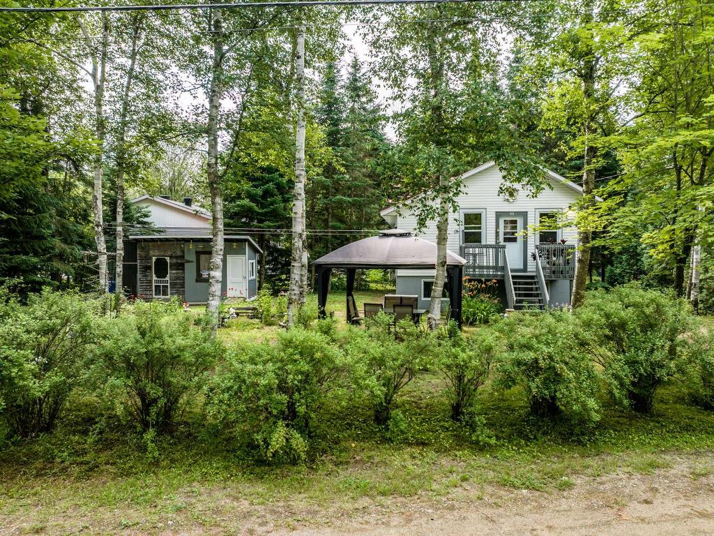 









111


Rue Marc

,
Saint-Élie-de-Caxton,




QC
G0X2N0

