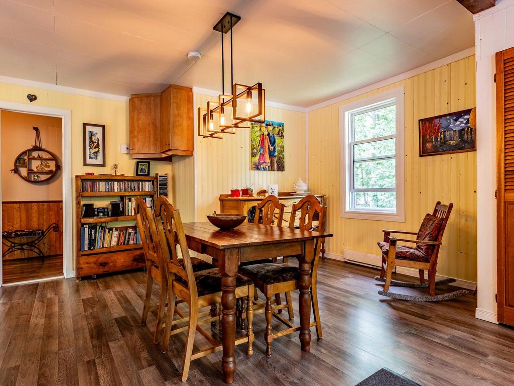 









111


Rue Marc

,
Saint-Élie-de-Caxton,




QC
G0X2N0

