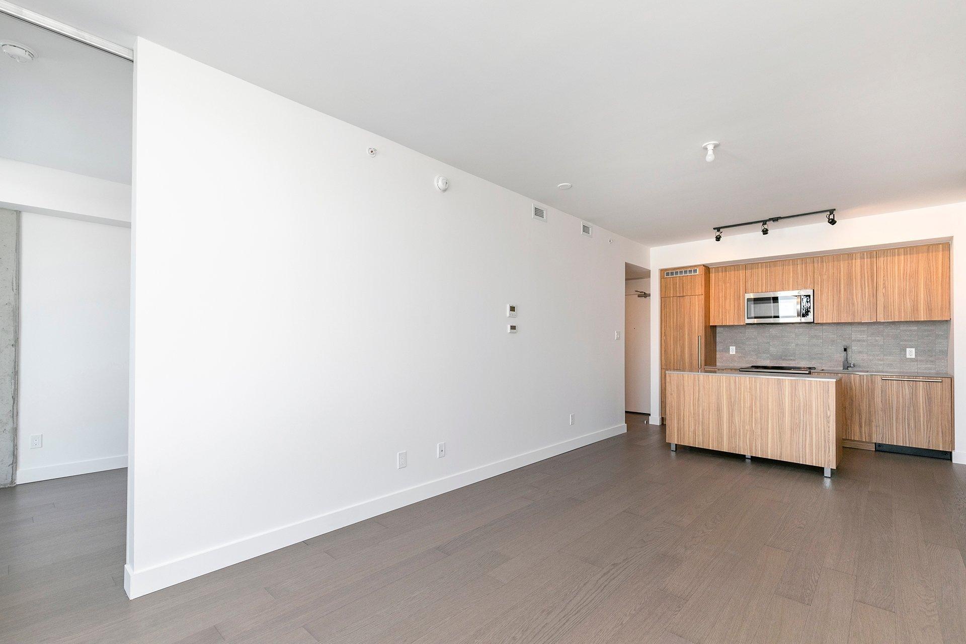 









1900


Rue Suzanne-Coallier

, 422,
Montréal (Saint-Laurent),




QC
H4M0A8

