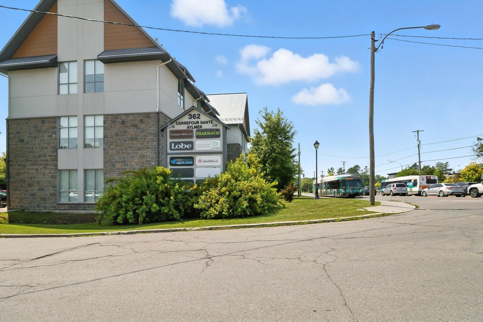 









362


Ch. d'Aylmer

, 101,
Gatineau (Aylmer),




QC
J9H1A6

