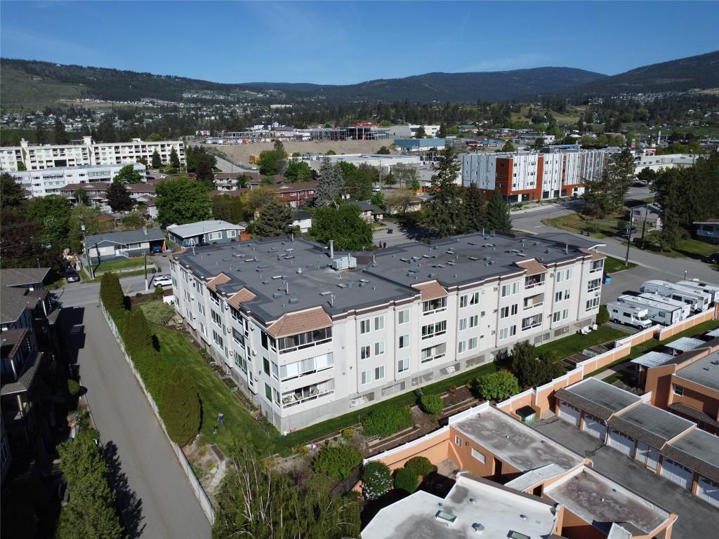 









3815


Brown

Road, 205,
West Kelowna,




BC
V4T 1R8

