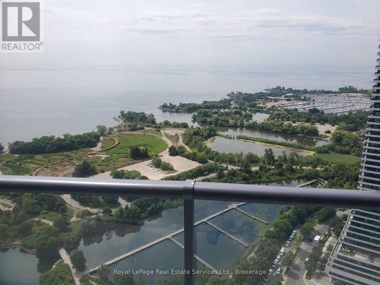 












3702 - 59 ANNIE CRAIG DRIVE

,
Toronto (Mimico),




Ontario
M8V0C4

