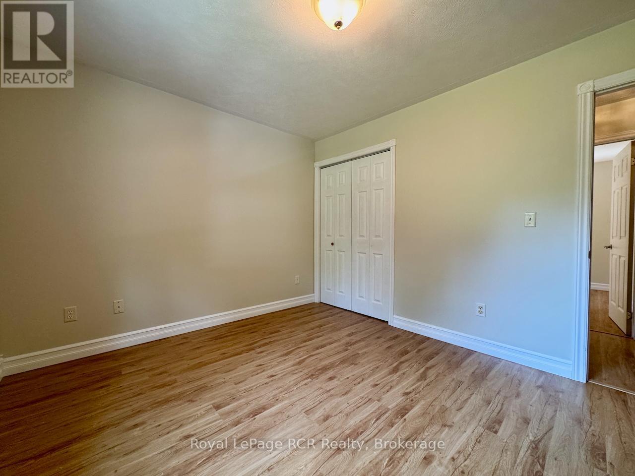 












323 EAST ROAD RR 4 ROAD

,
Northern Bruce Peninsula,




Ontario
N0H1W0

