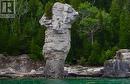 Short drive to Tobermory & Flowerpot.