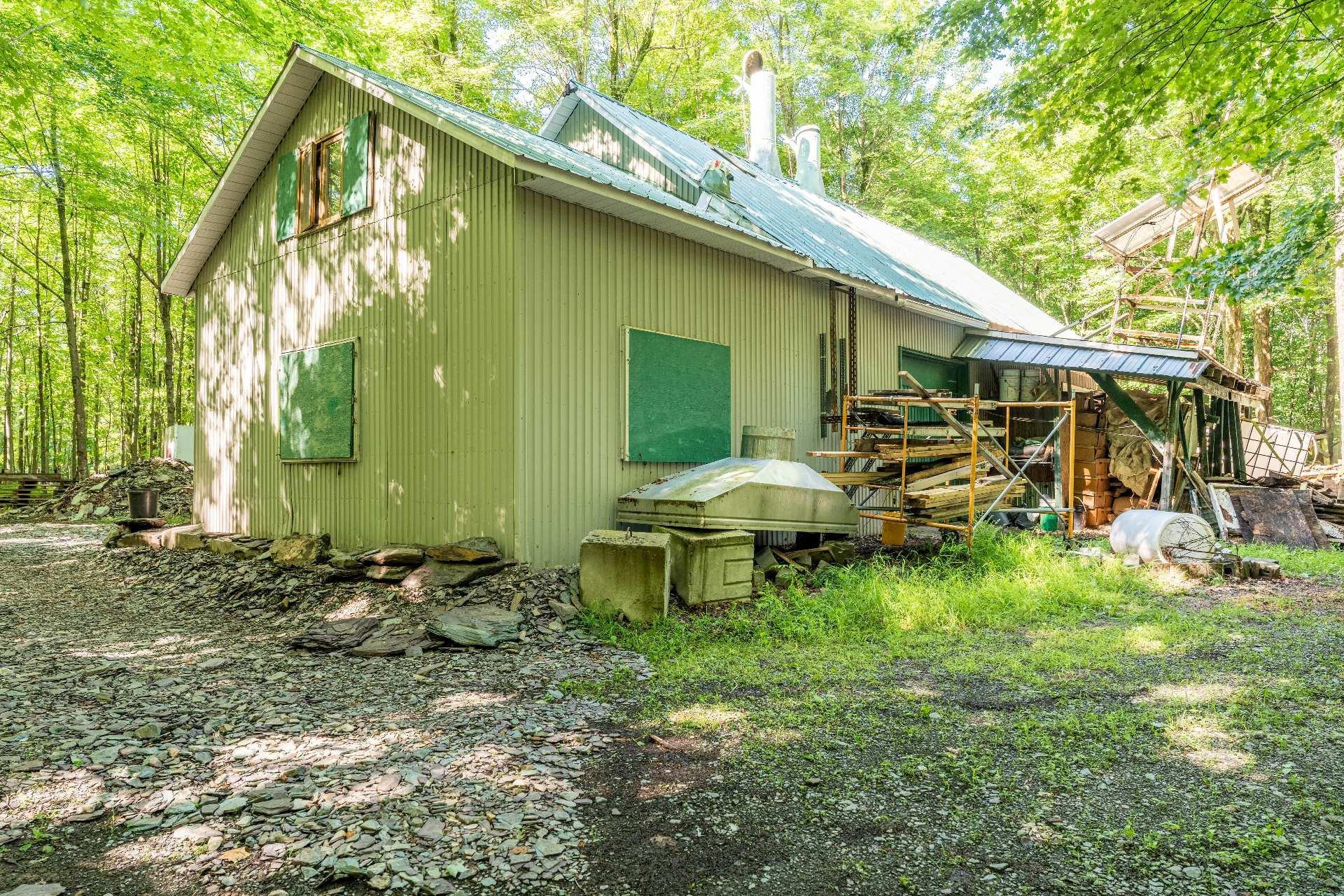 









687Z


5e rang de Roxton

,
Roxton Pond,







QC
J0E1Z0

