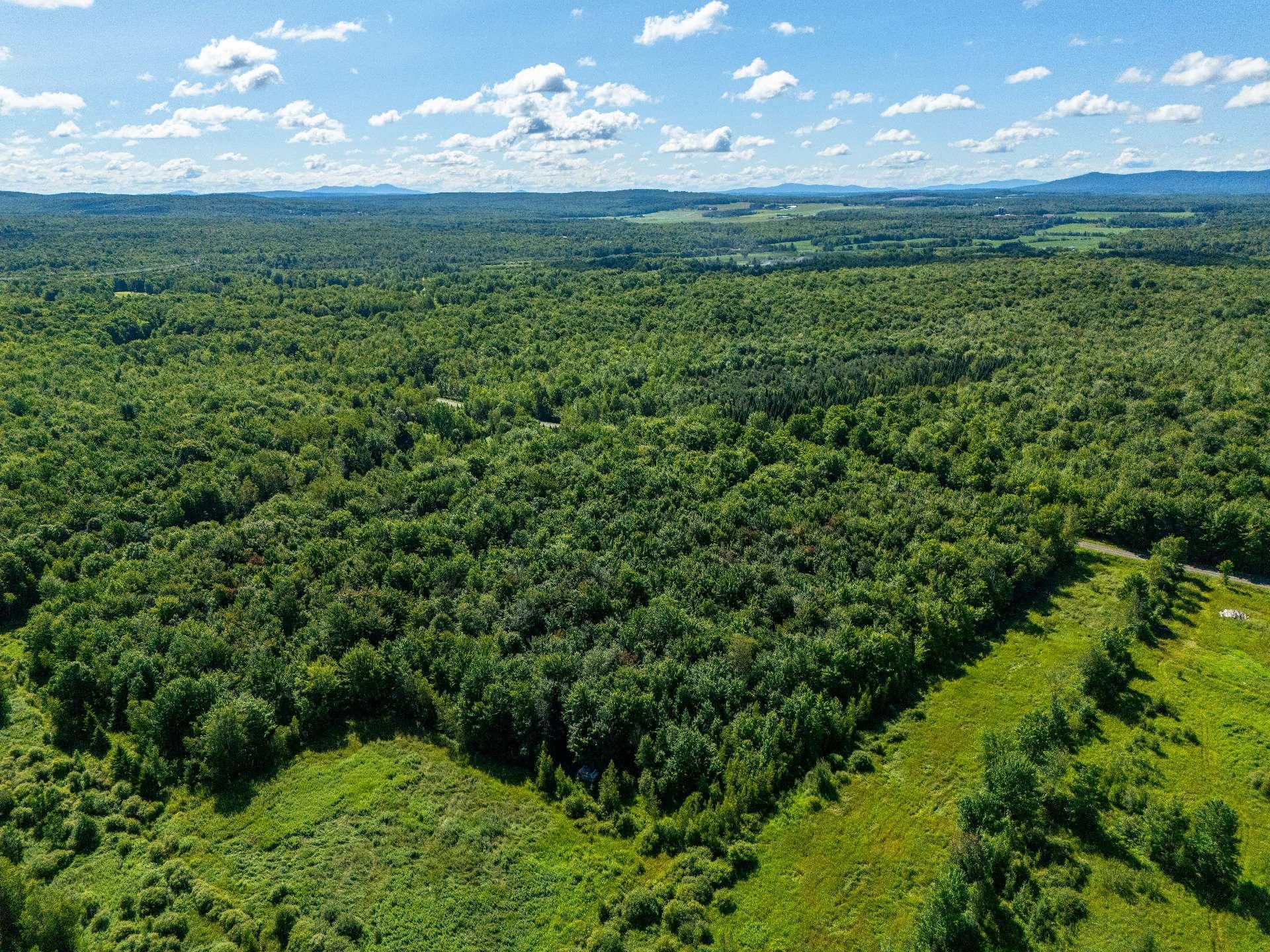









687Z


5e rang de Roxton

,
Roxton Pond,







QC
J0E1Z0

