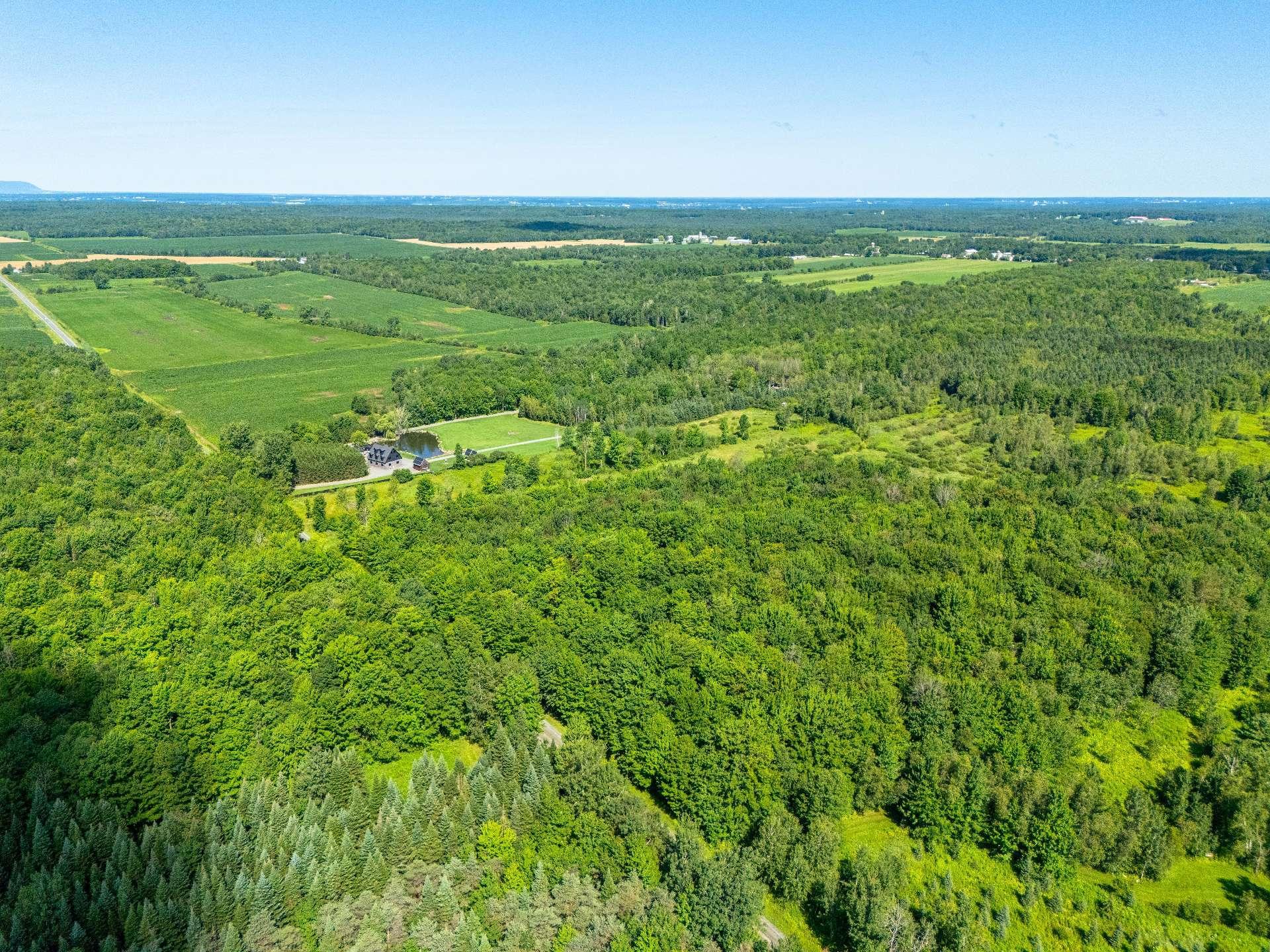 









687Z


5e rang de Roxton

,
Roxton Pond,







QC
J0E1Z0

