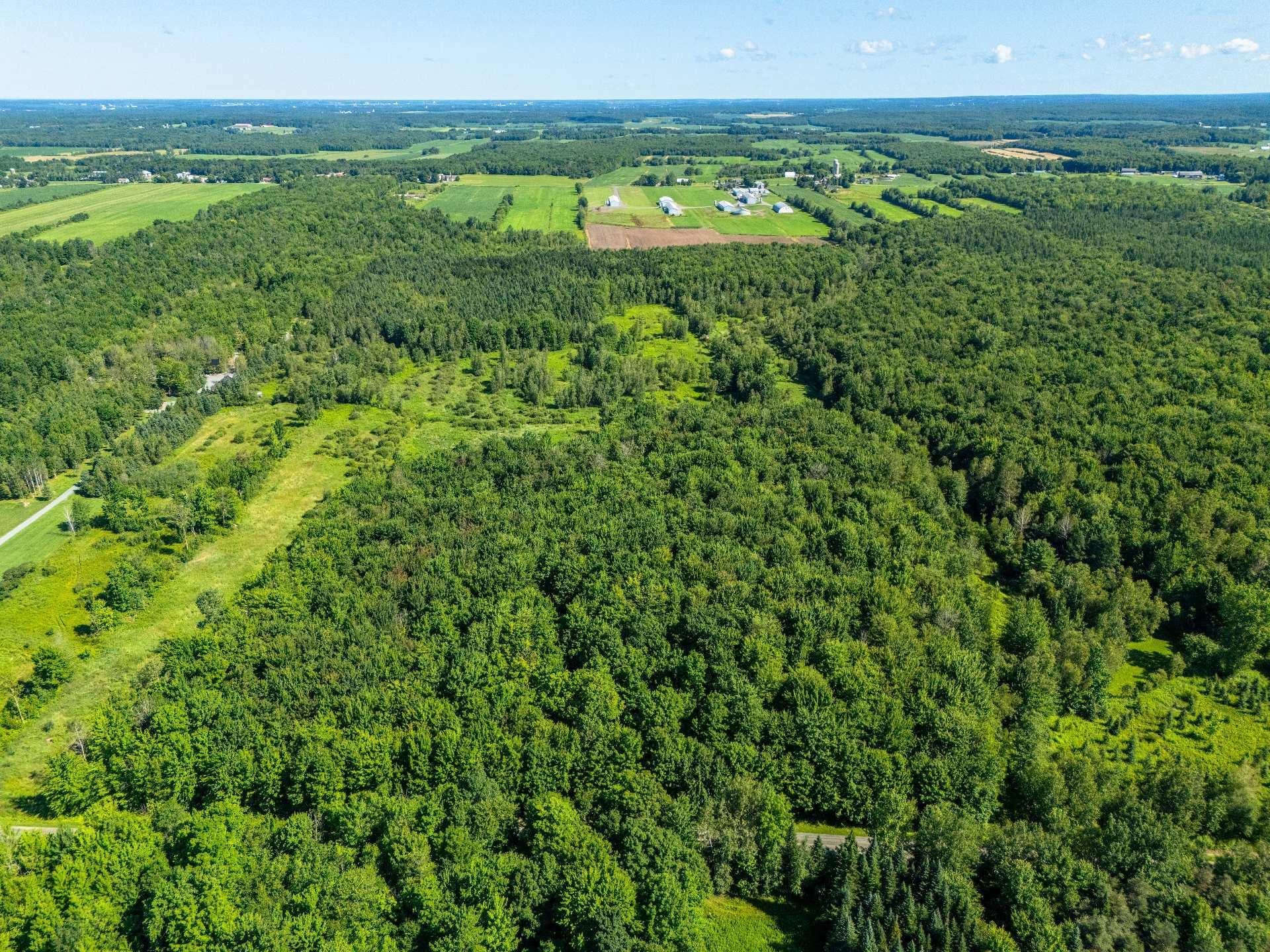 









687Z


5e rang de Roxton

,
Roxton Pond,







QC
J0E1Z0

