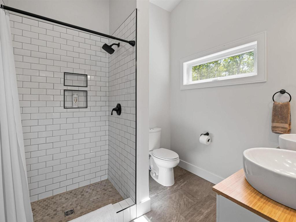 












7 Spyglass Way

,
White Point,




NS
B4B 0B7

