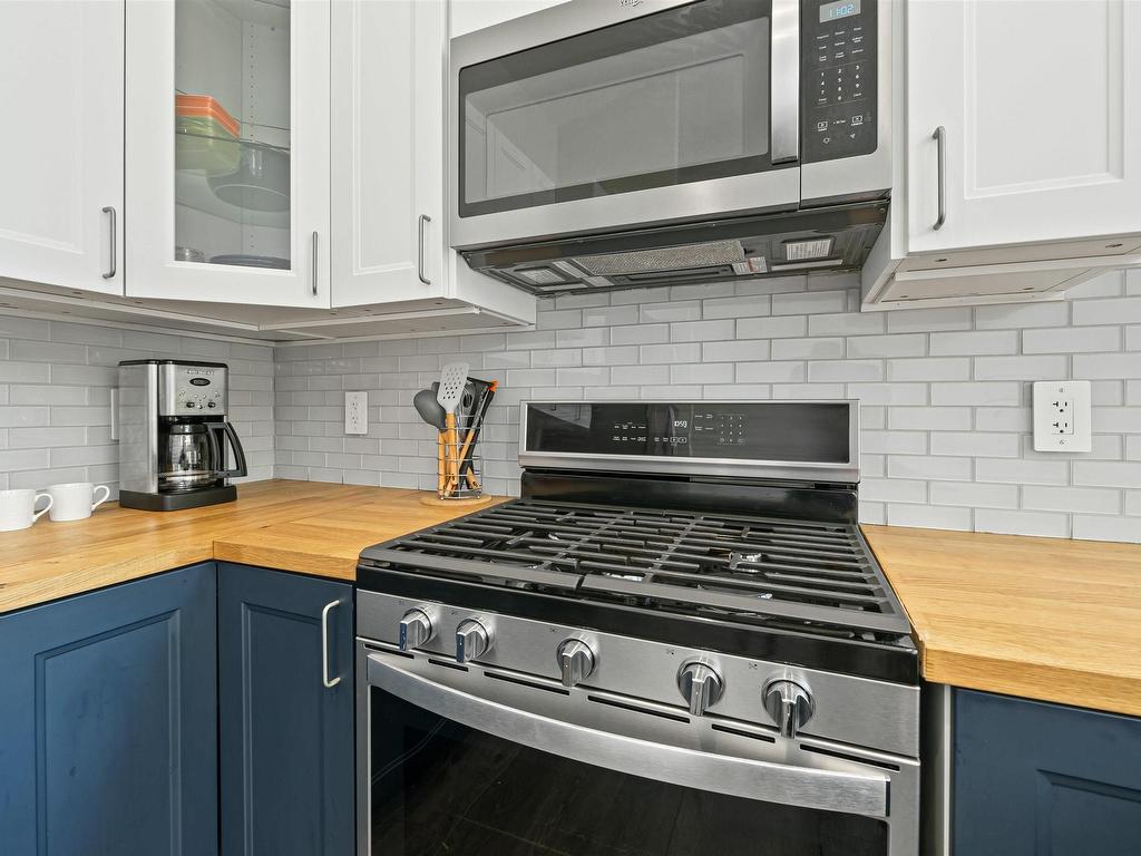 












7 Spyglass Way

,
White Point,




NS
B4B 0B7

