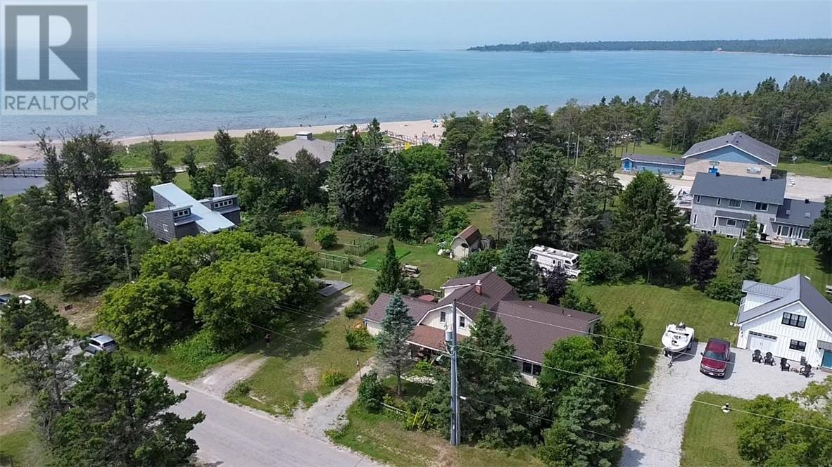 












103 McNevin Street

,
Providence Bay, Manitoulin Island,




Ontario
P0P1T0

