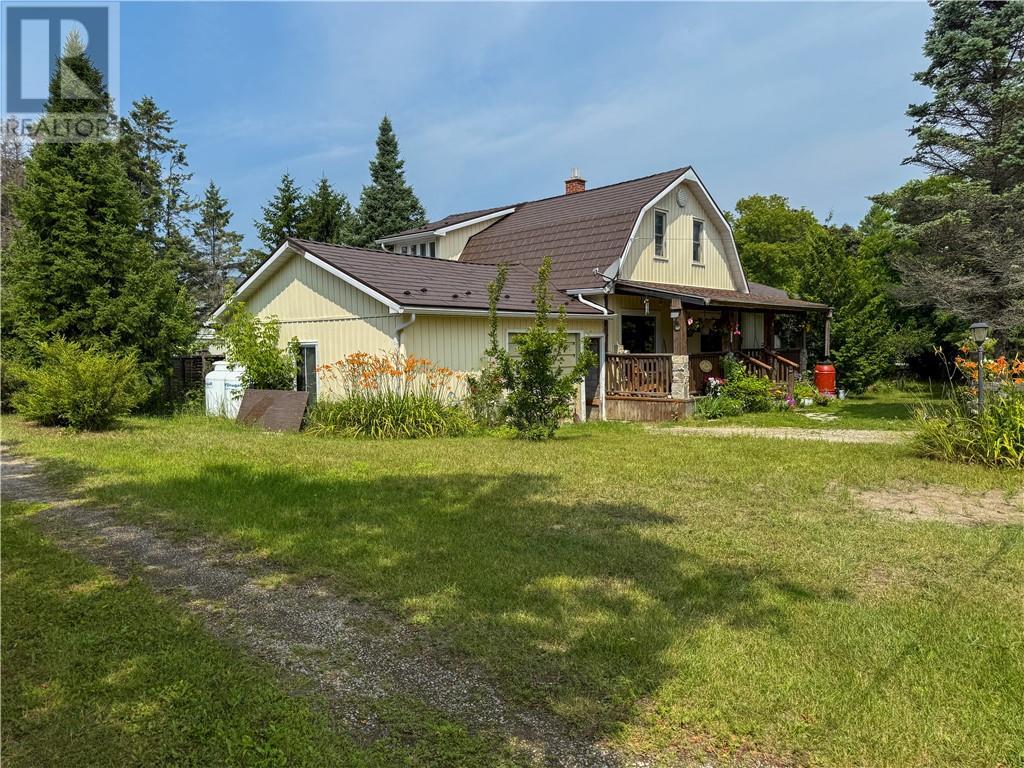 












103 McNevin Street

,
Providence Bay, Manitoulin Island,




Ontario
P0P1T0

