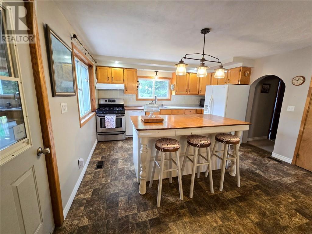












103 McNevin Street

,
Providence Bay, Manitoulin Island,




Ontario
P0P1T0

