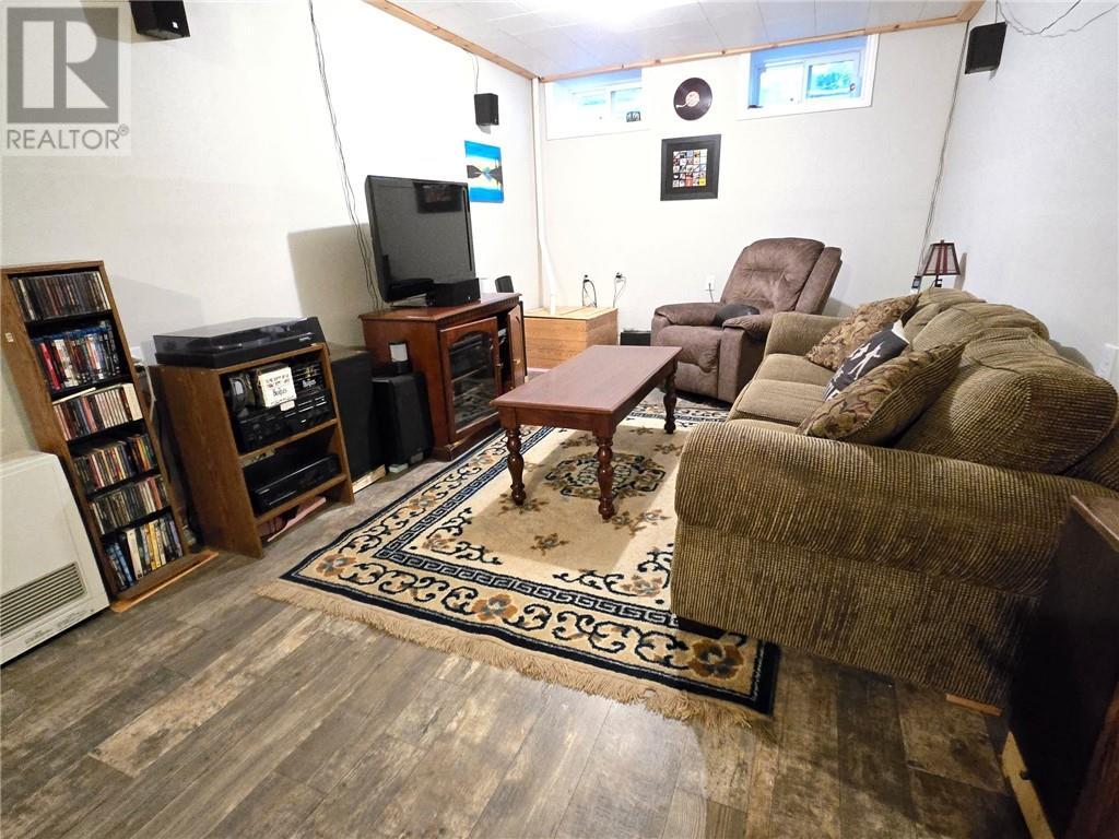 












103 McNevin Street

,
Providence Bay, Manitoulin Island,




Ontario
P0P1T0


