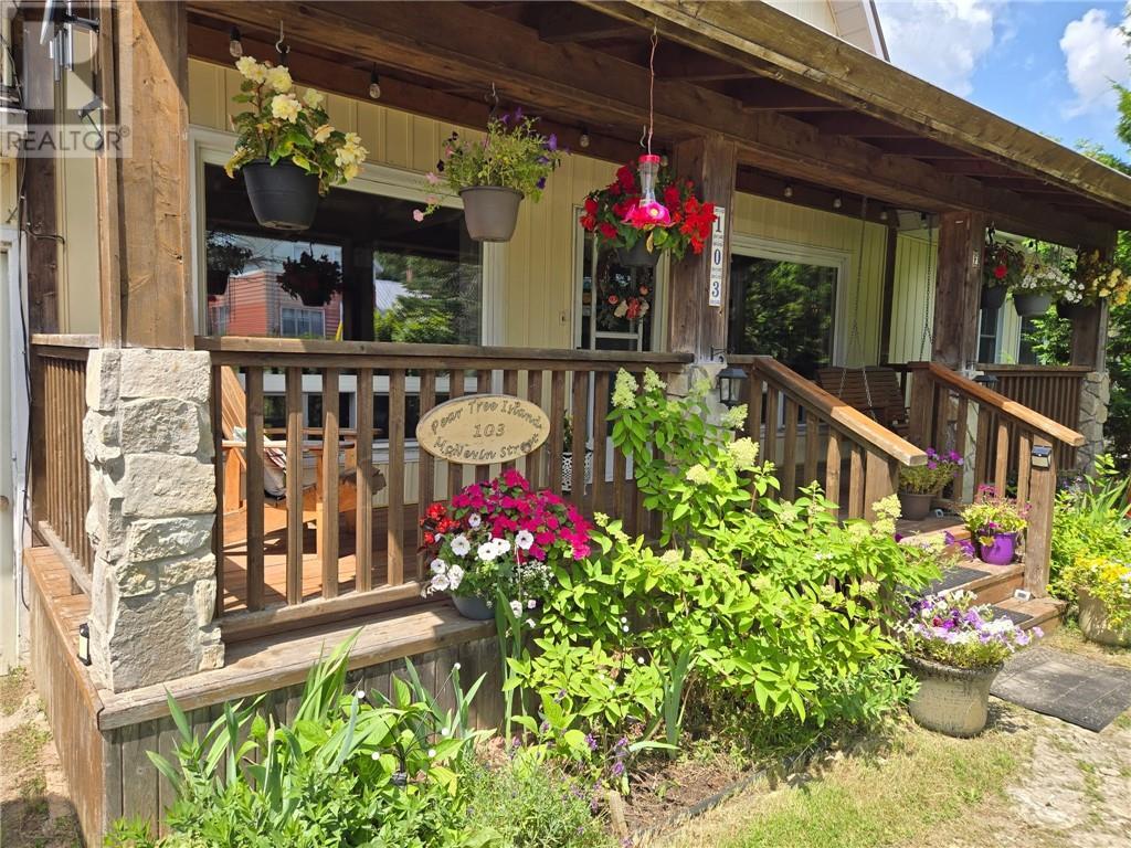 












103 McNevin Street

,
Providence Bay, Manitoulin Island,




Ontario
P0P1T0

