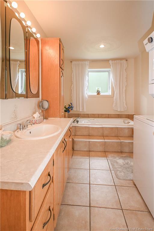 









805


Chiasson

RD,
Chiasson Office,




NB
E8S 2W9

