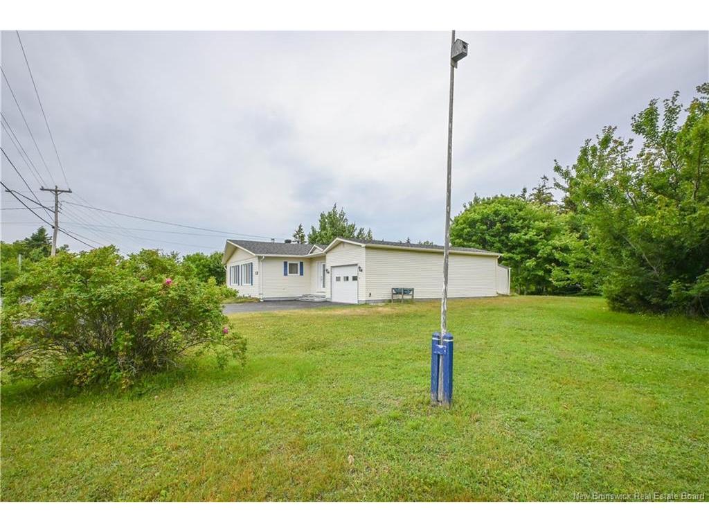 









805


Chiasson

RD,
Chiasson Office,




NB
E8S 2W9

