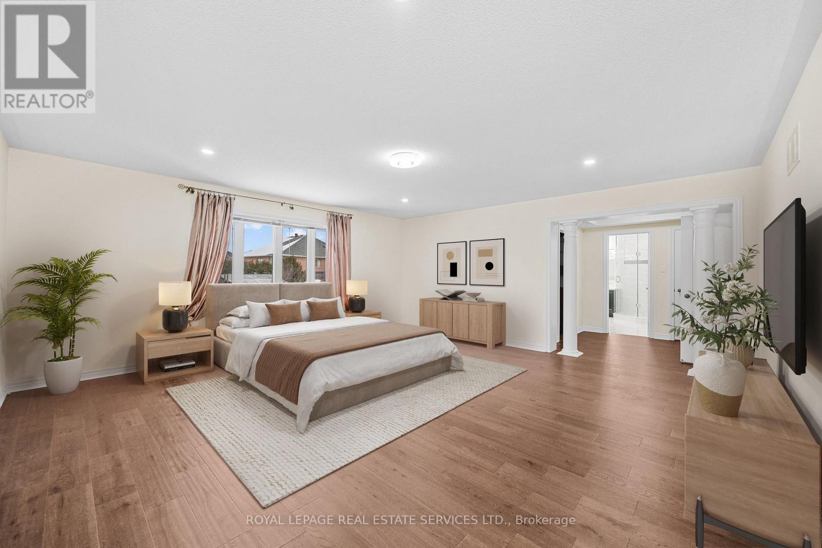 












1387 FERNCREST ROAD

,
Oakville,




Ontario
L6H7W2

