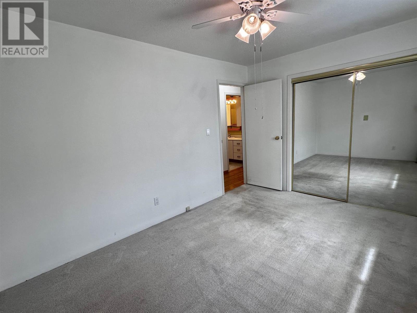 












71 Lawrence AVE

,
Elliot Lake,




Ontario
P5A3R1

