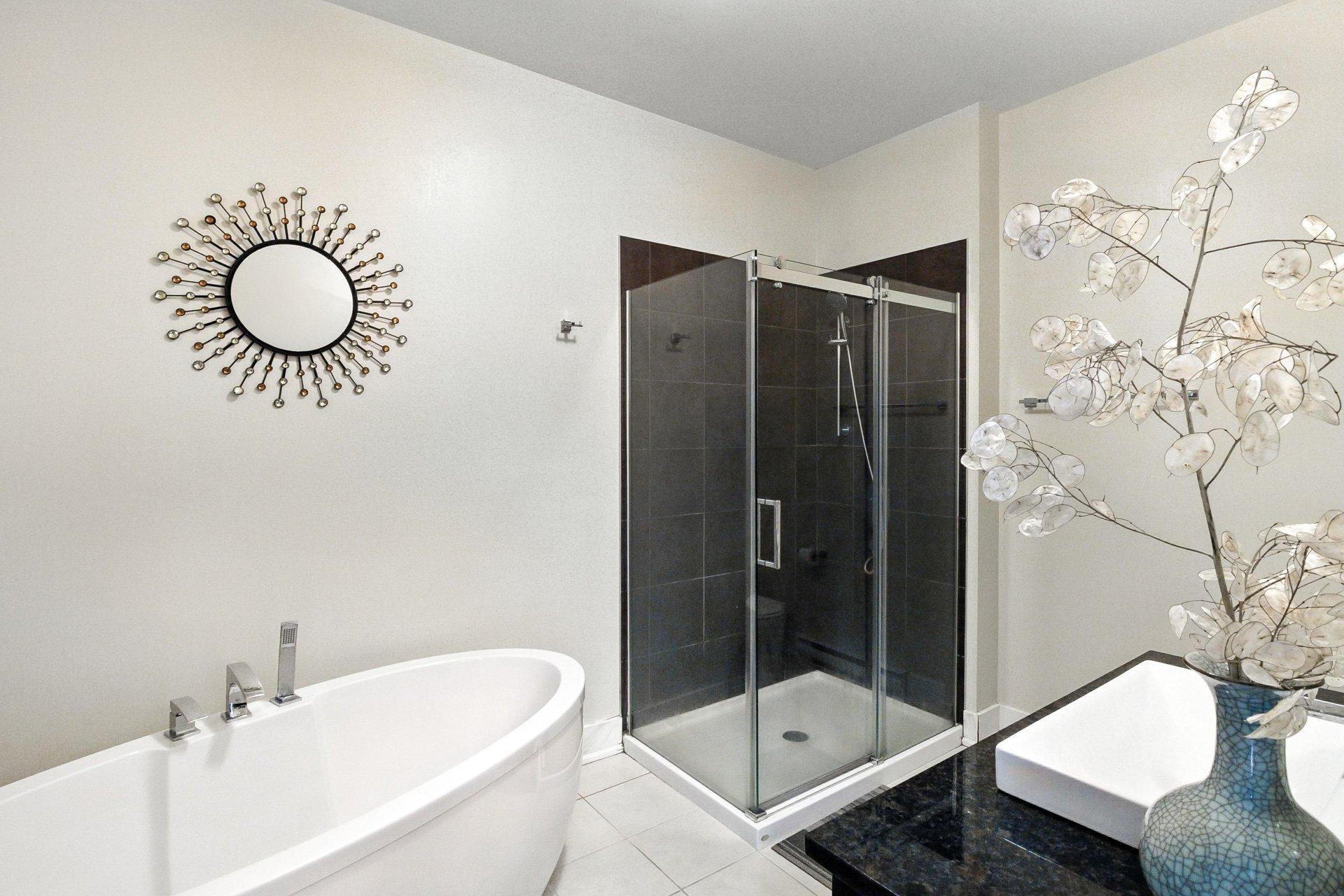 









1180


Ch. d'Aylmer

, 718,
Gatineau (Aylmer),




QC
J9H5T8

