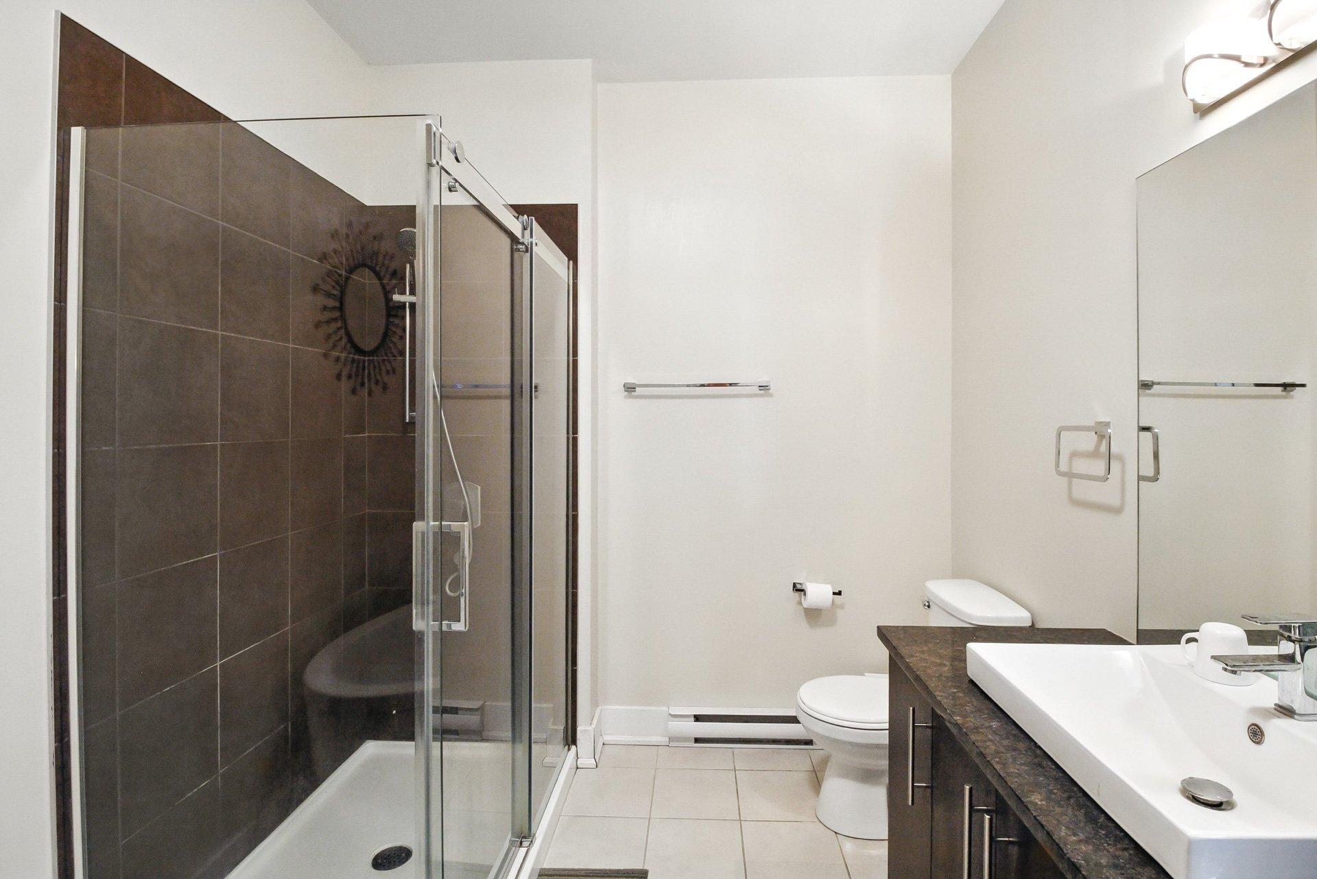 









1180


Ch. d'Aylmer

, 718,
Gatineau (Aylmer),




QC
J9H5T8

