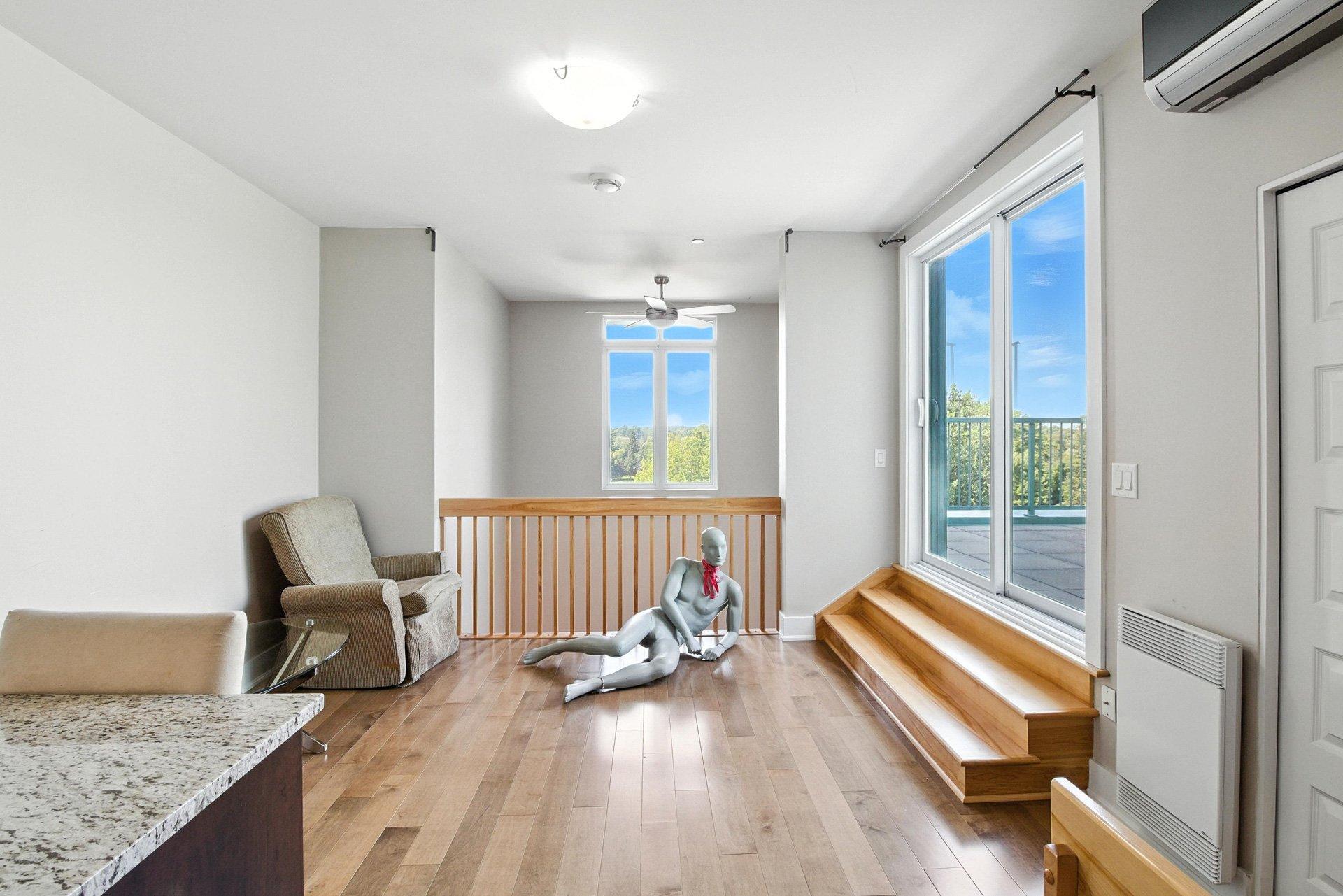 









1180


Ch. d'Aylmer

, 718,
Gatineau (Aylmer),




QC
J9H5T8


