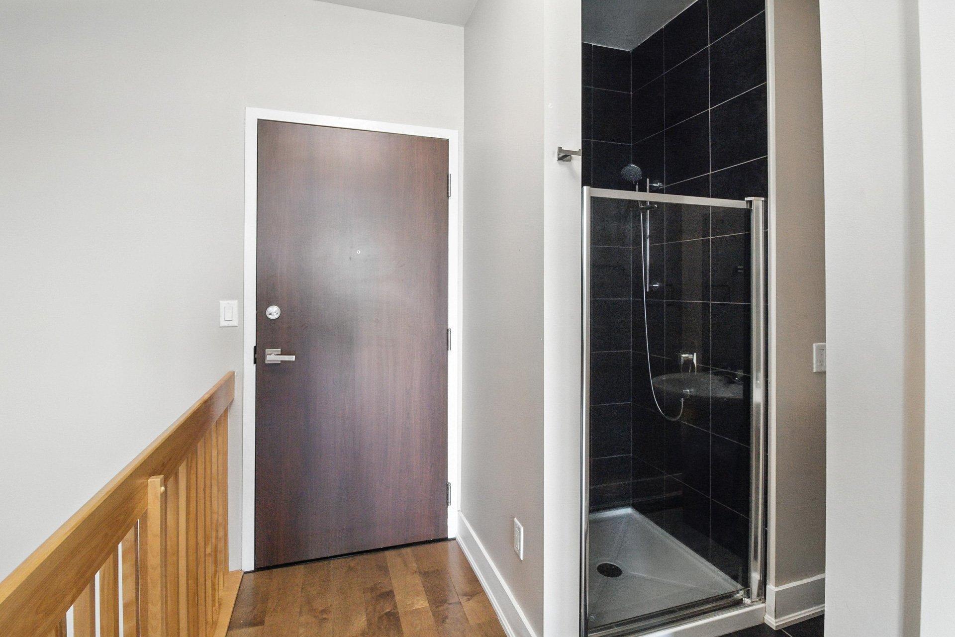 









1180


Ch. d'Aylmer

, 718,
Gatineau (Aylmer),




QC
J9H5T8

